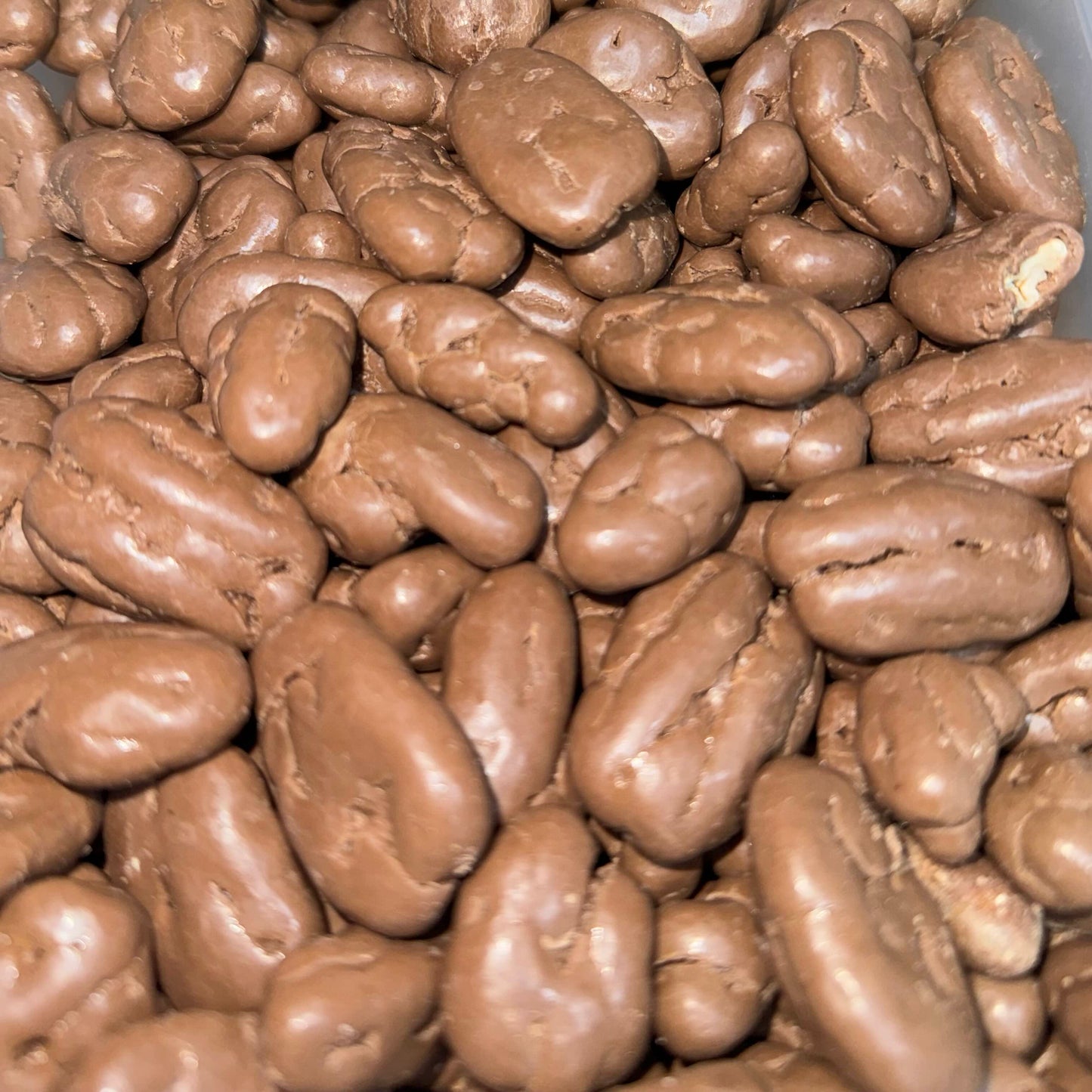Noix de pécan enrobées de chocolat au lait